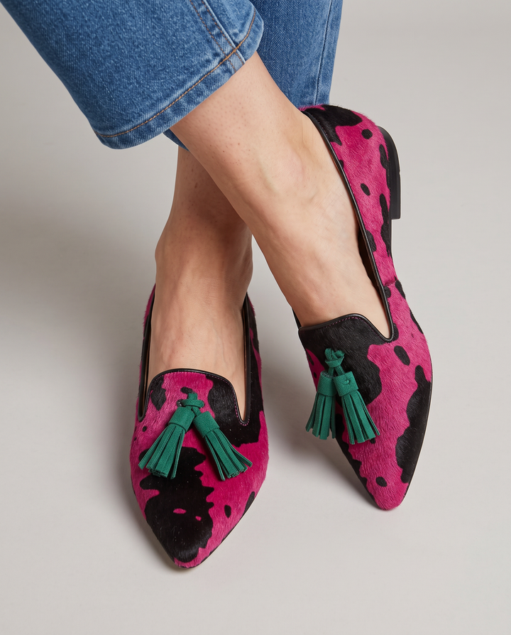 Ginevra™ | Fuchsia Cow Moccasin with Green Tassels